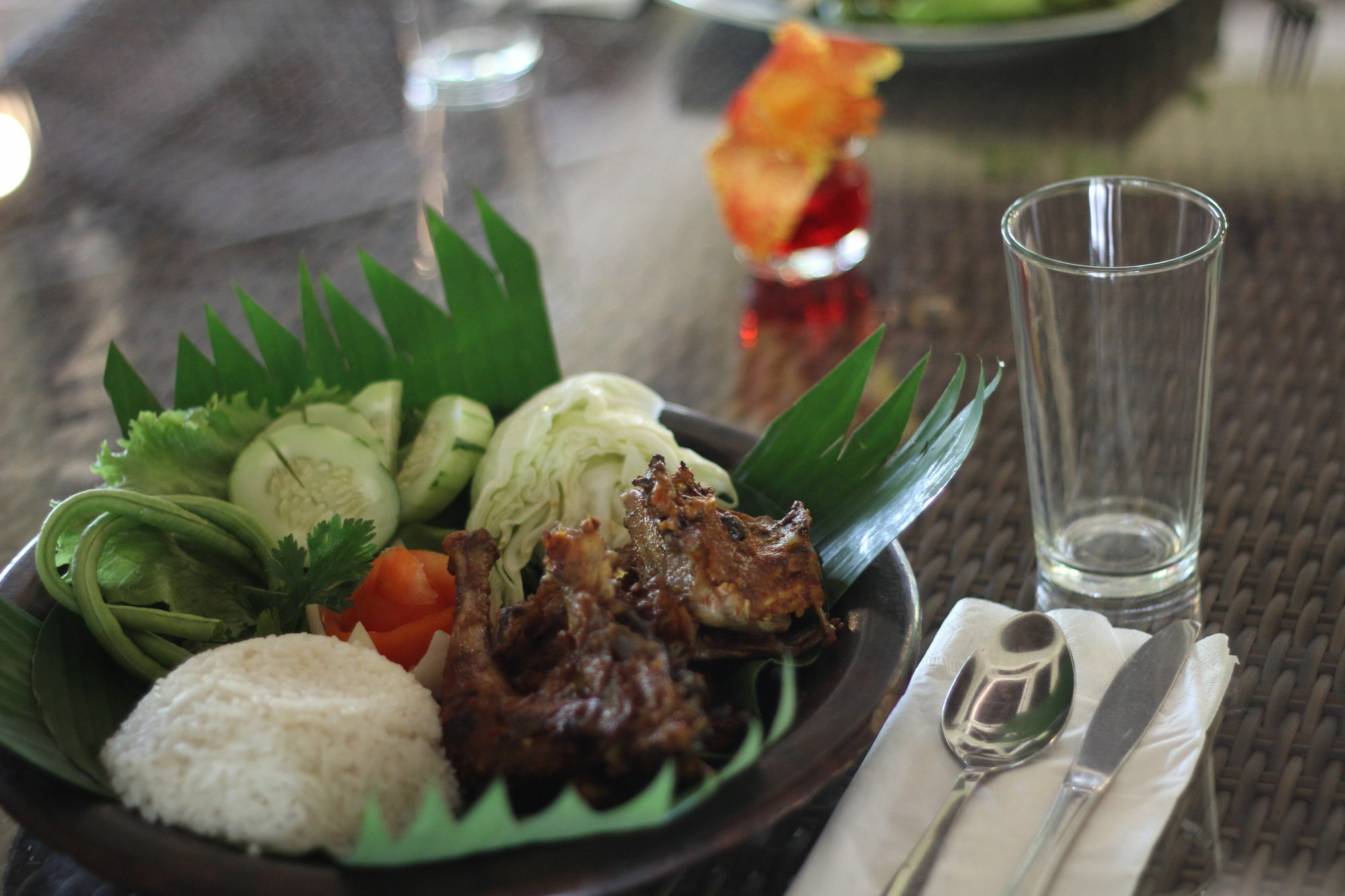 Kuta Indah Hotel Extérieur photo